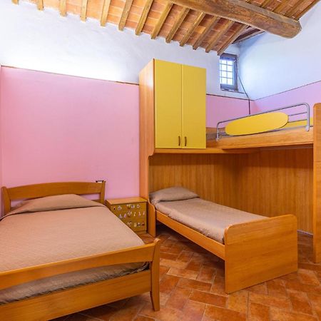 Awesome Home In Marliana With Kitchenette Eksteriør bilde