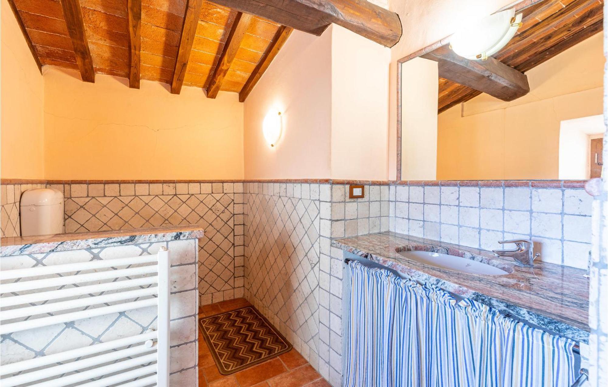 Awesome Home In Marliana With Kitchenette Eksteriør bilde