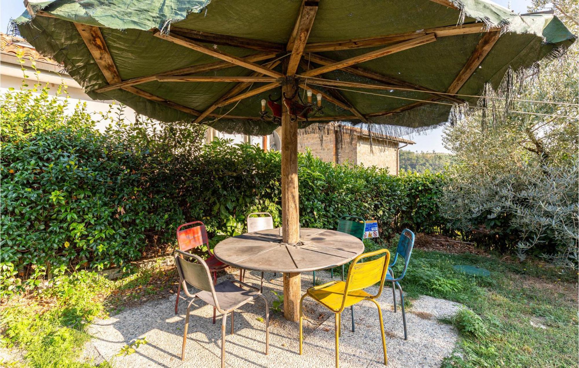 Awesome Home In Marliana With Kitchenette Eksteriør bilde